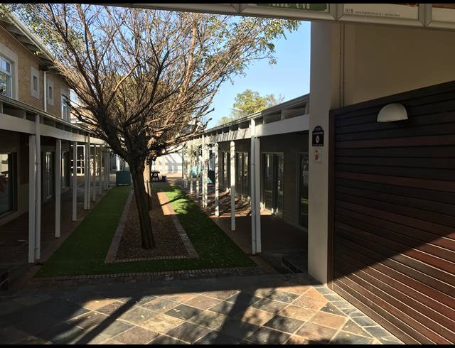 35M² OFFICE TO LET IN TYGER VALLEY